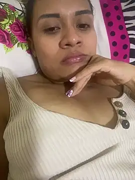 Yessica 832 online show from March 3, 2025, 3:27 am