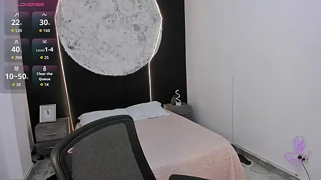 Snapshot of BellaaStorm chatting on October 16, 2025, 7:44 pm BellaaStorm online show from October 16, 2025, 7:44 pm