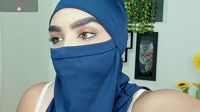 Snapshot of Maissa_Alabi chatting on September 18, 2025, 7:28 pm Maissa Alabi online show from September 18, 2025, 7:28 pm