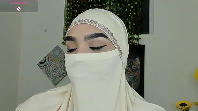 Snapshot of Maissa_Alabi chatting on October 14, 2025, 6:41 pm Maissa Alabi online show from October 14, 2025, 6:41 pm