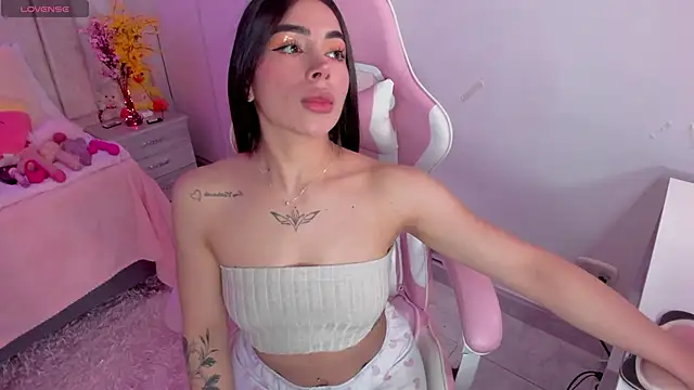 tamy xoo online show from February 10, 2025, 8:31 pm