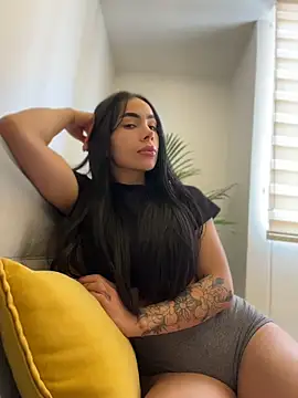 Snapshot of tamy_xoo chatting on May 6, 2026, 3:49 pm tamy xoo online show from May 6, 2026, 3:49 pm