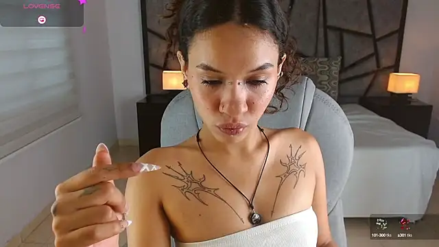 Snapshot of ilitzy_cardona chatting on October 9, 2025, 8:42 pm ilitzy cardona online show from October 9, 2025, 8:42 pm