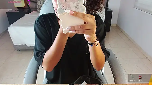 Snapshot of ilitzy_cardona chatting on September 29, 2025, 7:30 pm ilitzy cardona online show from September 29, 2025, 7:30 pm