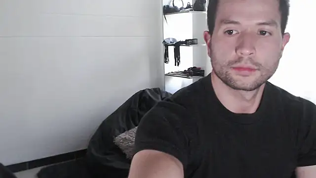 hairyncuteass online show from January 19, 2025, 9:34 pm