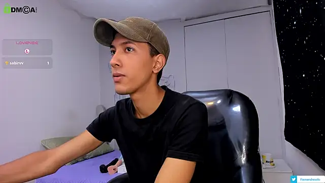 Snapshot of HarolddXL chatting on September 23, 2025, 1:18 pm HarolddXL online show from September 23, 2025, 1:18 pm