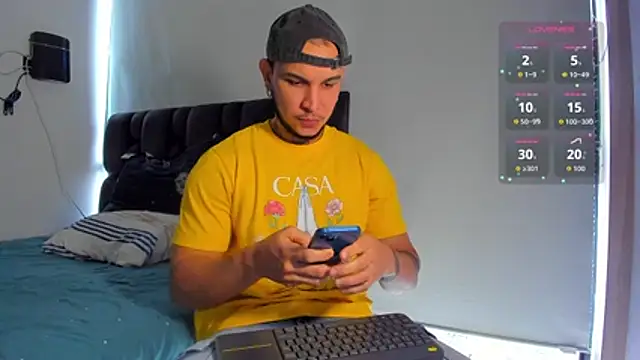 austinoficial online show from March 8, 2026, 8:23 pm