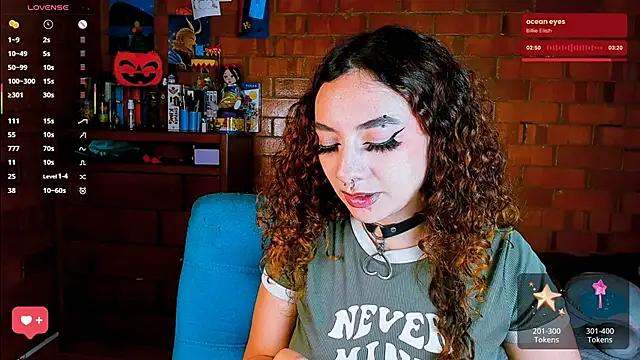 Annycolin  online show from November 11, 2025, 4:07 am