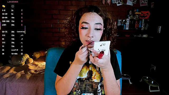 Snapshot of Annycolin_ chatting on February 5, 2026, 2:29 am Annycolin online show from February 5, 2026, 2:29 am