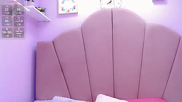 Vanessapintoo online show from March 5, 2025, 2:36 am