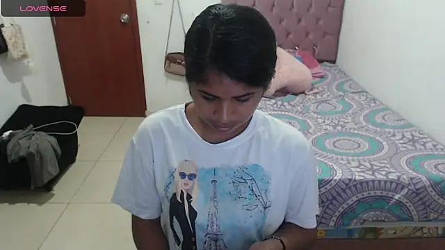 july-feria online show from February 19, 2025, 11:25 pm