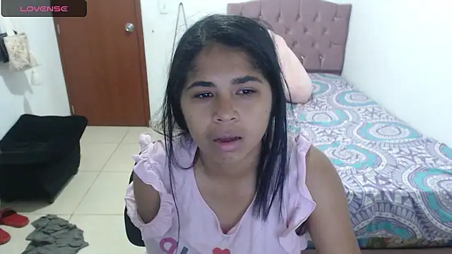 july-feria online show from February 10, 2025, 2:08 am