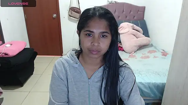 Snapshot of july-feria chatting on September 23, 2025, 5:31 pm july-feria online show from September 23, 2025, 5:31 pm