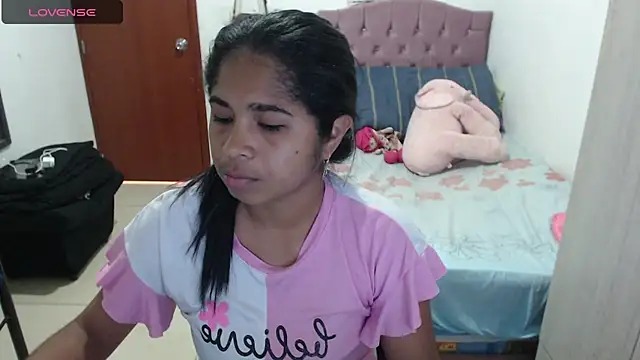 Snapshot of july-feria chatting on September 25, 2025, 7:42 pm july-feria online show from September 25, 2025, 7:42 pm