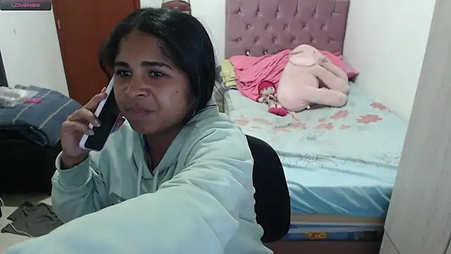 Snapshot of july-feria chatting on October 25, 2025, 2:44 am july-feria online show from October 25, 2025, 2:44 am