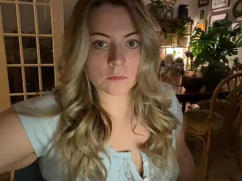 Snapshot of girlnextdoorjoelle chatting on January 13, 2025, 5:44 am girlnextdoorjoelle online show from January 13, 2025, 5:44 am