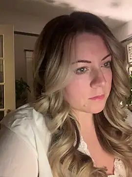 Snapshot of girlnextdoorjoelle chatting on January 12, 2025, 6:49 am girlnextdoorjoelle online show from January 12, 2025, 6:49 am