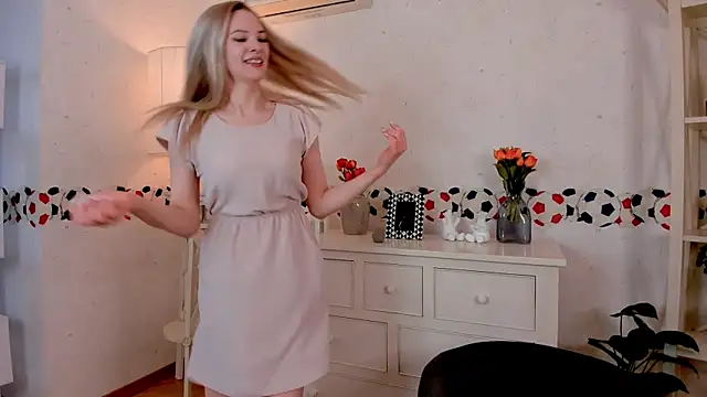 OdetteHames online show from January 16, 2025, 10:42 am