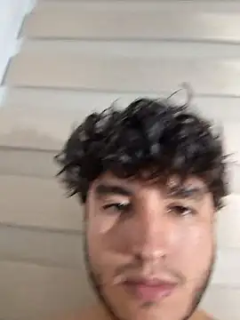 ZaneeCross online show from March 4, 2025, 3:22 am