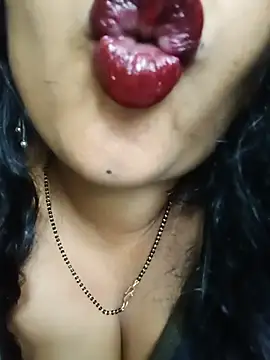 Snapshot of Haseena_Baby chatting on July 19, 2026, 6:11 am Haseena Baby online show from July 19, 2026, 6:11 am