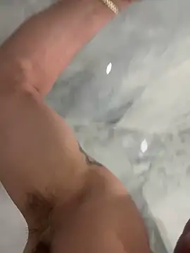 carlospingalinda online show from March 14, 2025, 12:21 am