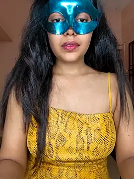 Snapshot of Babbyy_doll chatting on October 13, 2025, 11:16 pm Babbyy doll online show from October 13, 2025, 11:16 pm