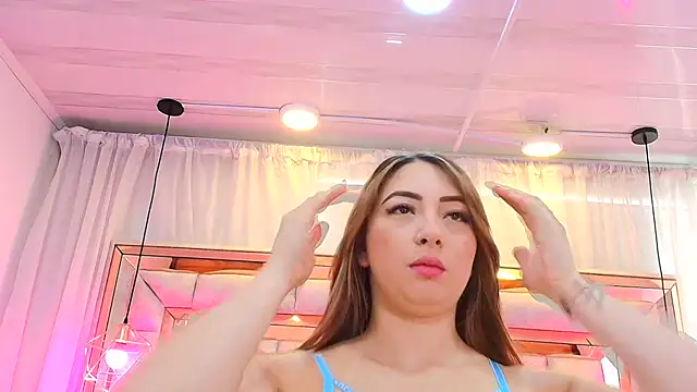 Snapshot of Katalina_Evans chatting on March 7, 2025, 12:23 pm Katalina Evans online show from March 7, 2025, 12:23 pm