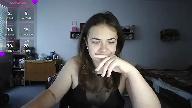 Snapshot of Your___Hope chatting on October 28, 2025, 6:56 am Your   Hope online show from October 28, 2025, 6:56 am