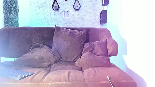 Snapshot of Thomass_conor chatting on October 16, 2025, 11:18 am Thomass conor online show from October 16, 2025, 11:18 am