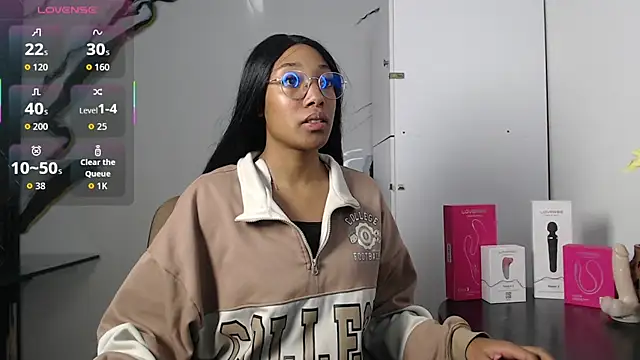 Snapshot of esmeralda-bk chatting on October 3, 2025, 10:00 pm esmeralda-bk online show from October 3, 2025, 10:00 pm