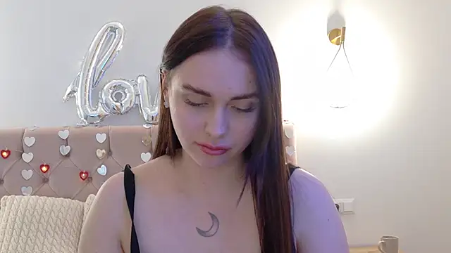 Lilliana Moon online show from February 22, 2025, 1:35 pm