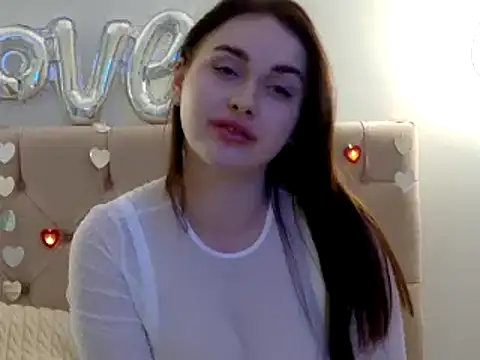 Lilliana Moon online show from February 14, 2025, 4:09 pm