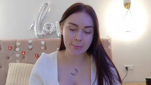 Lilliana Moon online show from February 23, 2025, 9:00 am