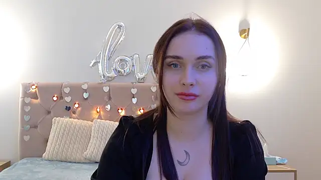 Lilliana Moon online show from February 7, 2025, 12:28 pm