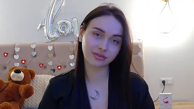Lilliana Moon online show from February 26, 2025, 4:27 pm