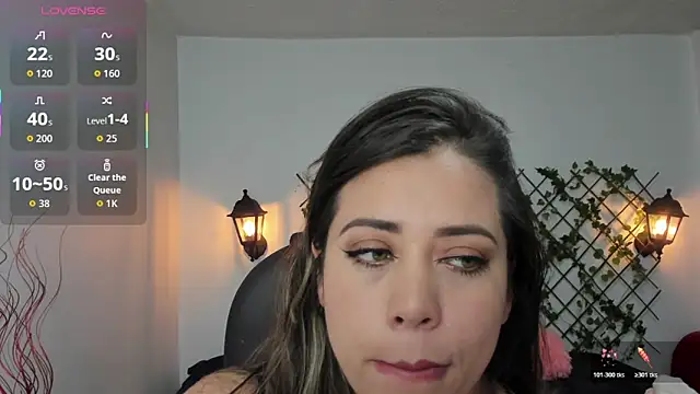 Snapshot of zahra_Jalid chatting on October 26, 2025, 12:00 am zahra Jalid online show from October 26, 2025, 12:00 am