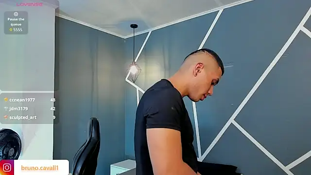 bruno cavalli online show from April 2, 2026, 5:19 pm