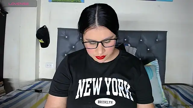 Snapshot of Antonellaa_111 chatting on October 24, 2025, 2:54 am Antonellaa 111 online show from October 24, 2025, 2:54 am