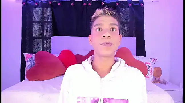 Ethan Boyy online show from February 23, 2025, 6:34 pm
