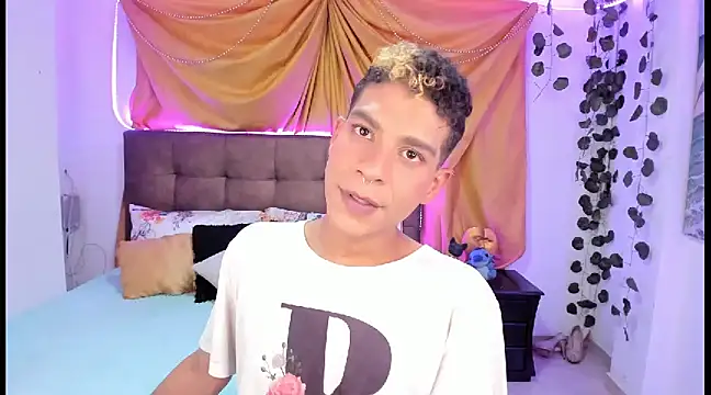 Ethan Boyy online show from March 3, 2025, 11:14 pm