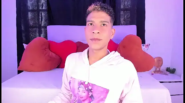 Ethan Boyy online show from February 26, 2025, 3:43 pm