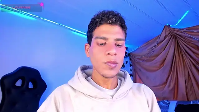 Ethan Boyy online show from November 21, 2025, 10:31 pm