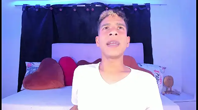 Ethan Boyy online show from February 26, 2025, 12:20 am