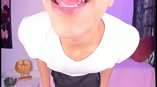 Ethan Boyy online show from February 17, 2025, 6:50 pm