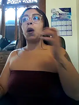 Snapshot of AnonymousGirl chatting on February 18, 2026, 3:08 pm AnonymousGirl online show from February 18, 2026, 3:08 pm