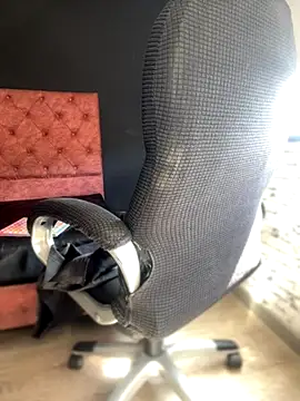 Snapshot of Miss__Melody chatting on September 25, 2025, 2:12 pm Miss  Melody online show from September 25, 2025, 2:12 pm