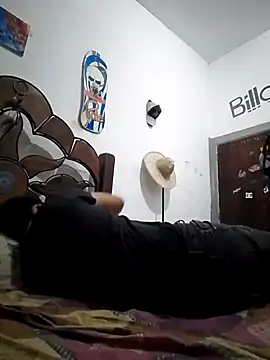 alejo5288 online show from September 28, 2025, 6:42 am