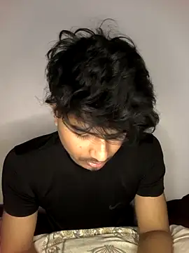 Snapshot of kaif_220 chatting on February 12, 2026, 7:57 pm kaif 220 online show from February 12, 2026, 7:57 pm