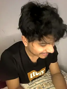 Snapshot of kaif_220 chatting on March 1, 2026, 8:31 pm kaif 220 online show from March 1, 2026, 8:31 pm