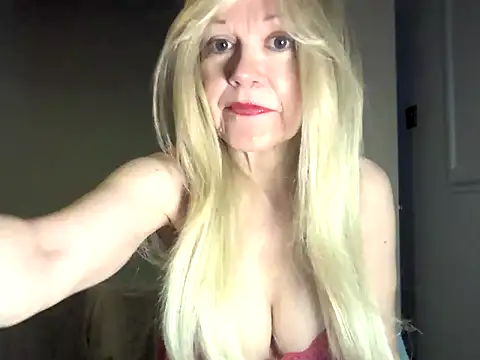 Snapshot of petina chatting on October 3, 2025, 5:31 am petina online show from October 3, 2025, 5:31 am